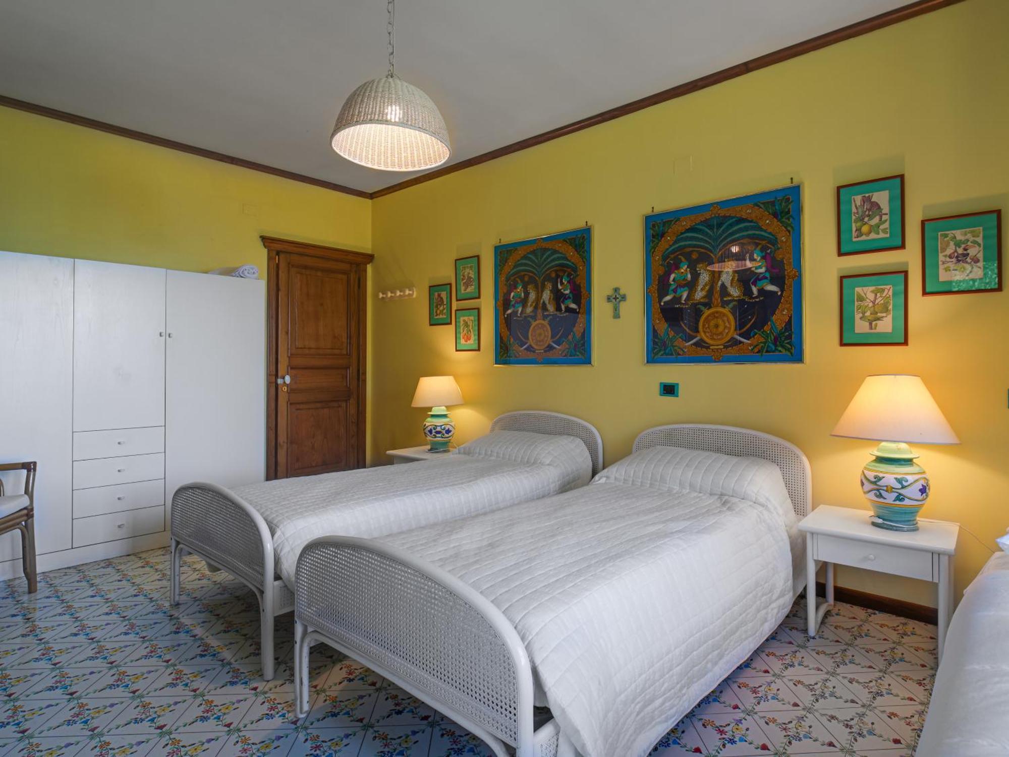 Casa Rossella Casa Con Giardino By Italianhost Capri